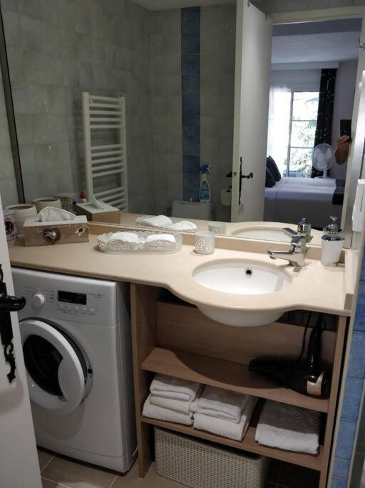 St Raphael 37M2, Piscine, Wifi, Commerces Mer 5Mn A Pieds Saint-Raphaël Exteriér fotografie